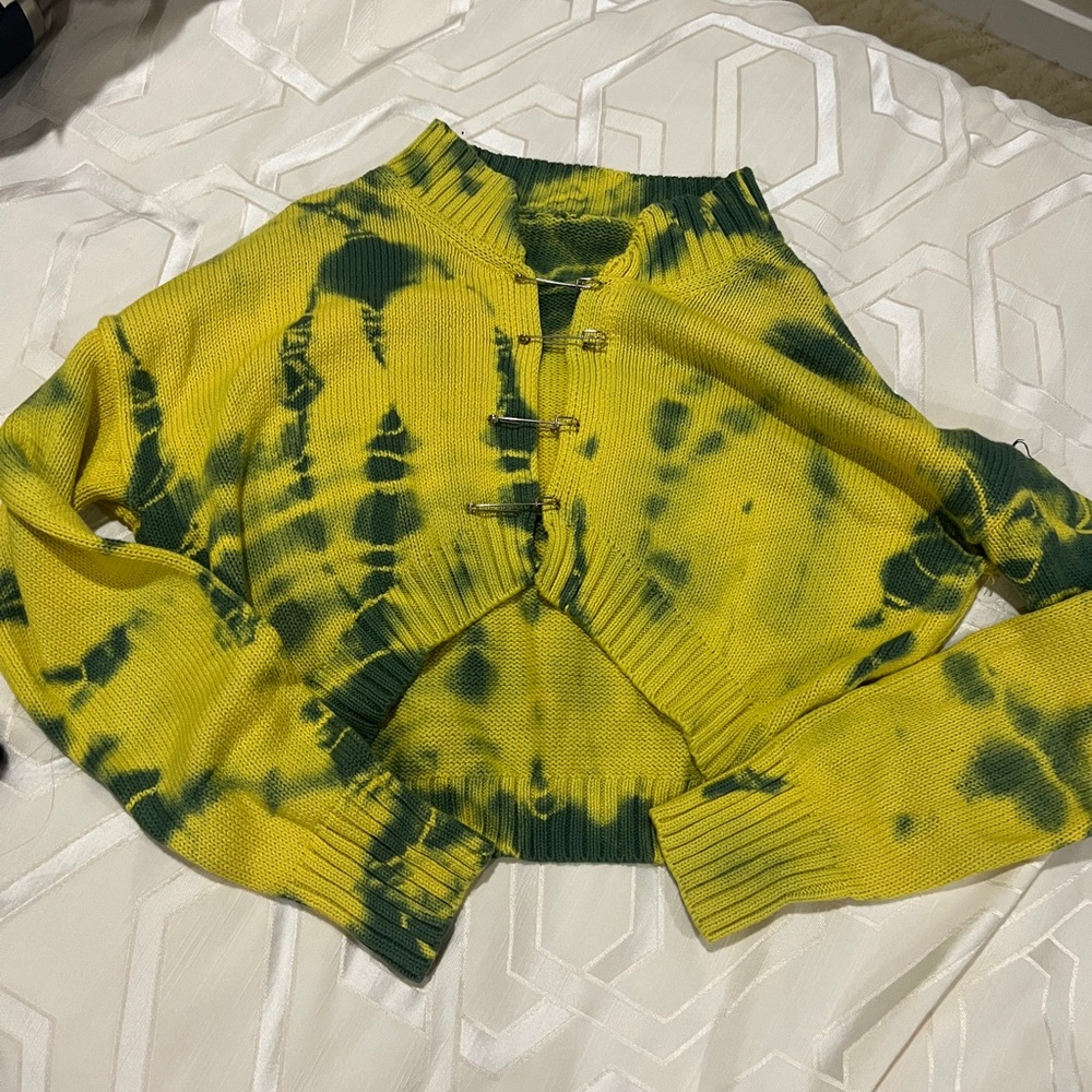 Boutique Pin Sweater